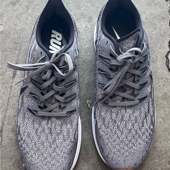 Nike Gray Athletic Shoes - Picture 1 of 3